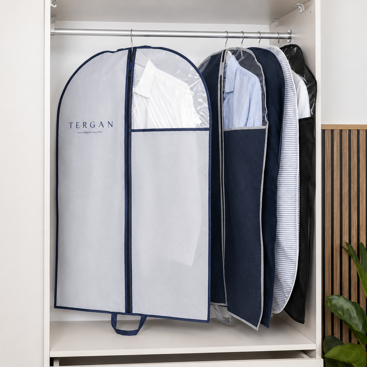 Windowed Garment Bag Max