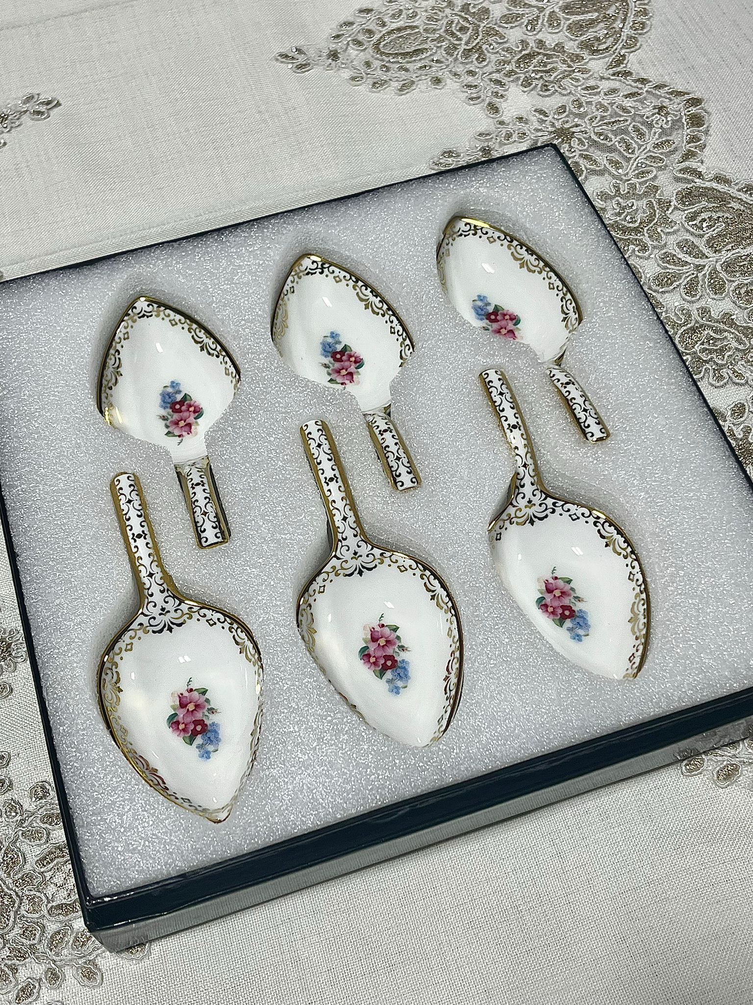 KOSOVA Set of 6 Colored Porcelain Turkish Delight Bowls with Floral Design
